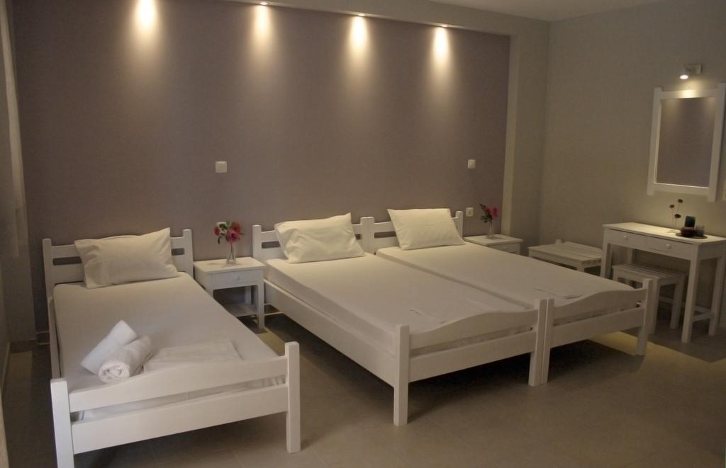Evgenios Studios Kavos Room photo